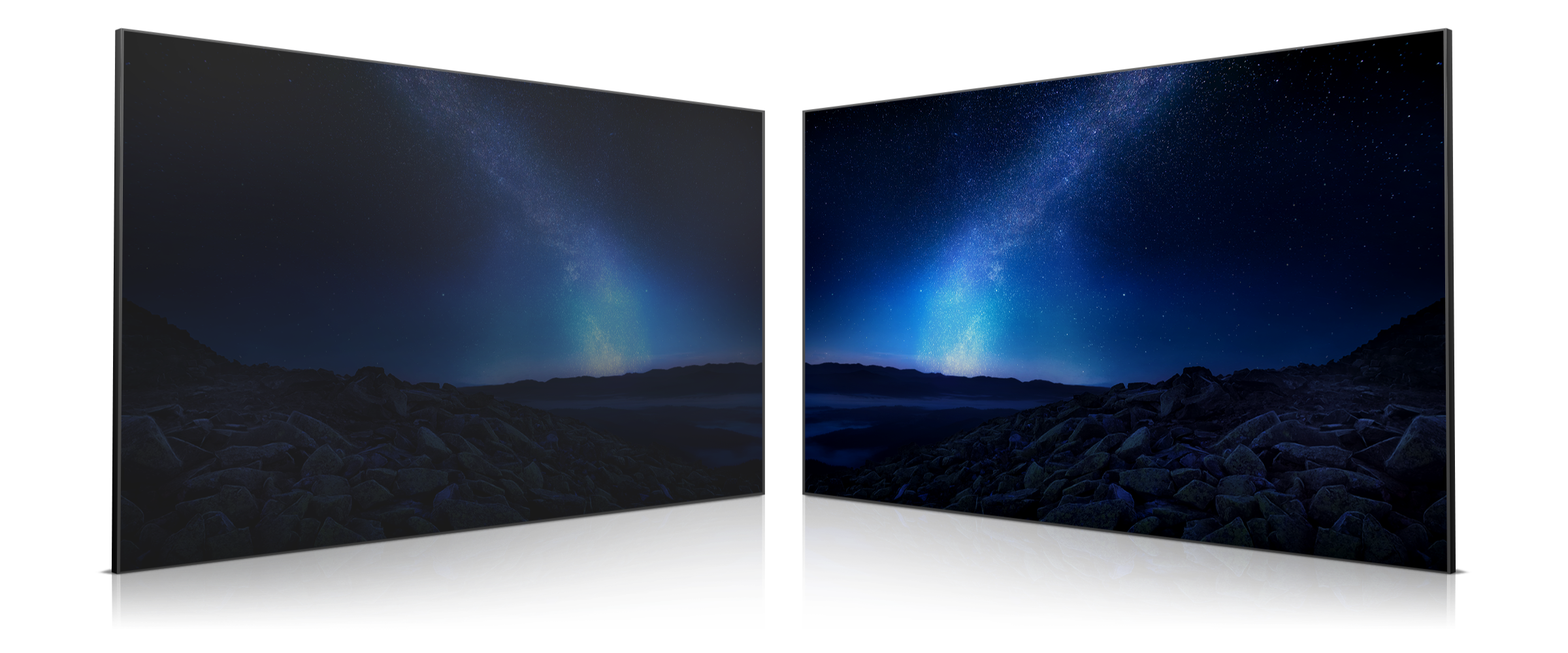 This side-by-side comparison of two screens showing the night sky shows that the IPS Black display on the right has a 1.3x higher contrast ratio at a 40-degree viewing angle than the traditional IPS display on the left.